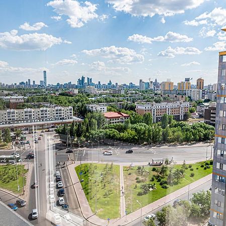 Золотой Квадрат Астаны Apartment Астана Екстериор снимка