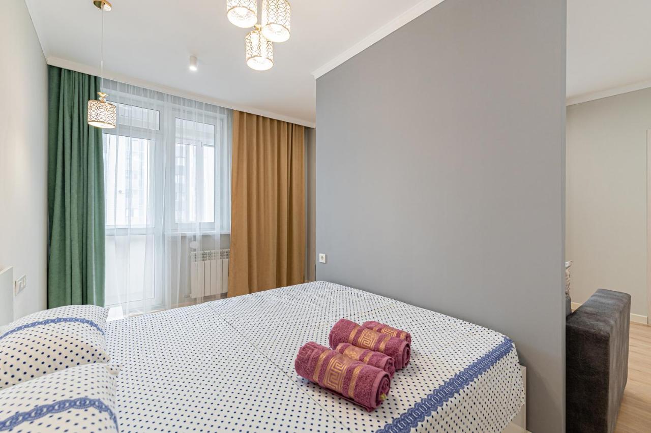 Золотой Квадрат Астаны Apartment Астана Екстериор снимка